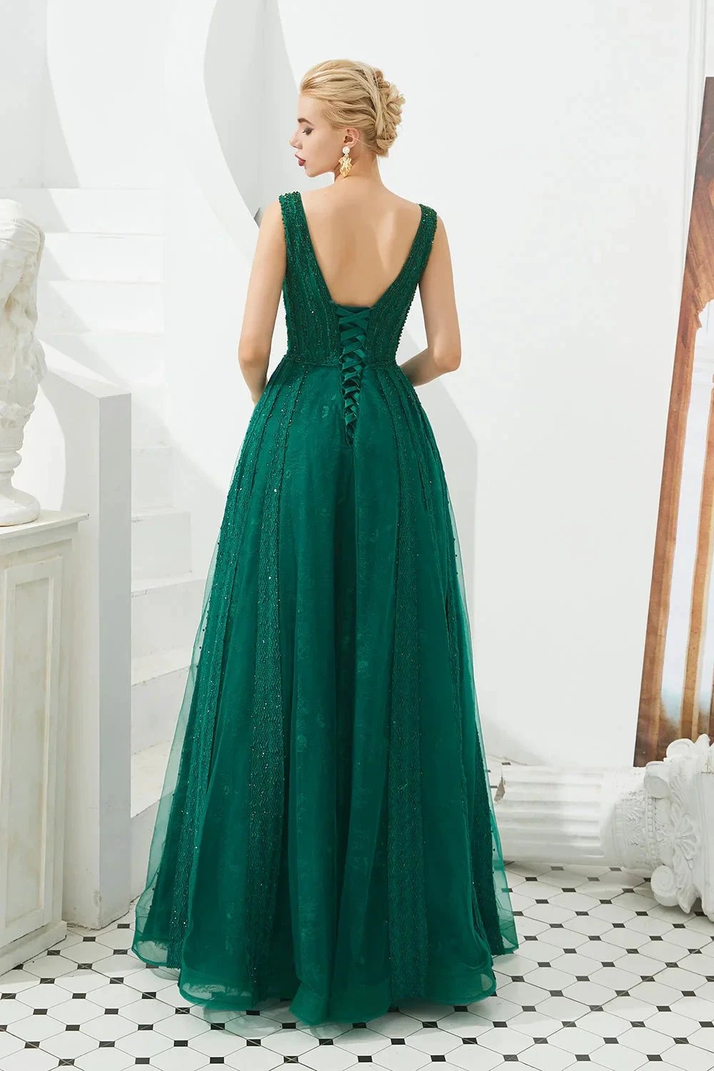 Classic Long A-line V-neck Tulle Prom Dress