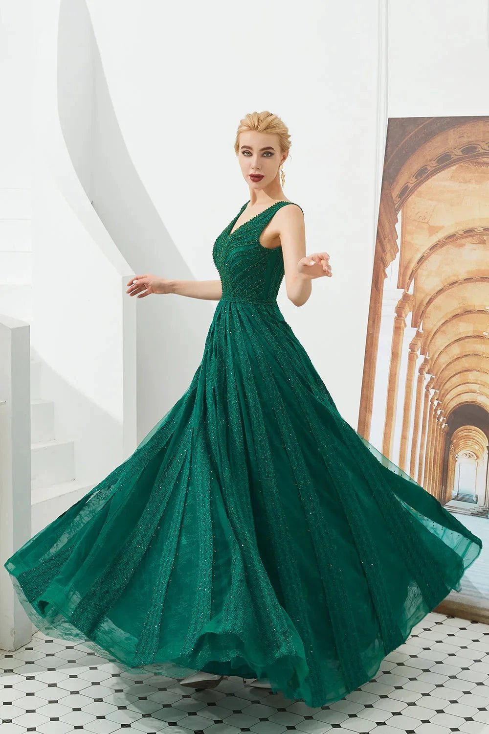 Classic Long A-line V-neck Tulle Prom Dress