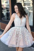 Cute A-line V-neck Tulle Floral Lace Backless Short Prom Dresses