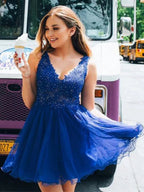 Cute Short A-line V Neck Open Back Lace Prom Dresses Homecoming Dresses