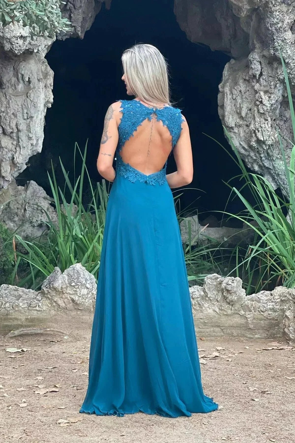 V Neck Split Front Chiffon Long Evening Dress with Elegant Appliques Lace