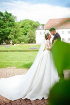 Designer Sweetheart Long White Satin Lace Wedding Dresses With Long Sleeves
