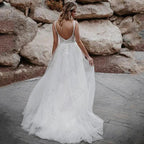 Sleeveless Appliques A-Line Bridal Gowns Backless Square Collar Wedding Dresses Spagehtti Straps Tulle Vestido De Novia