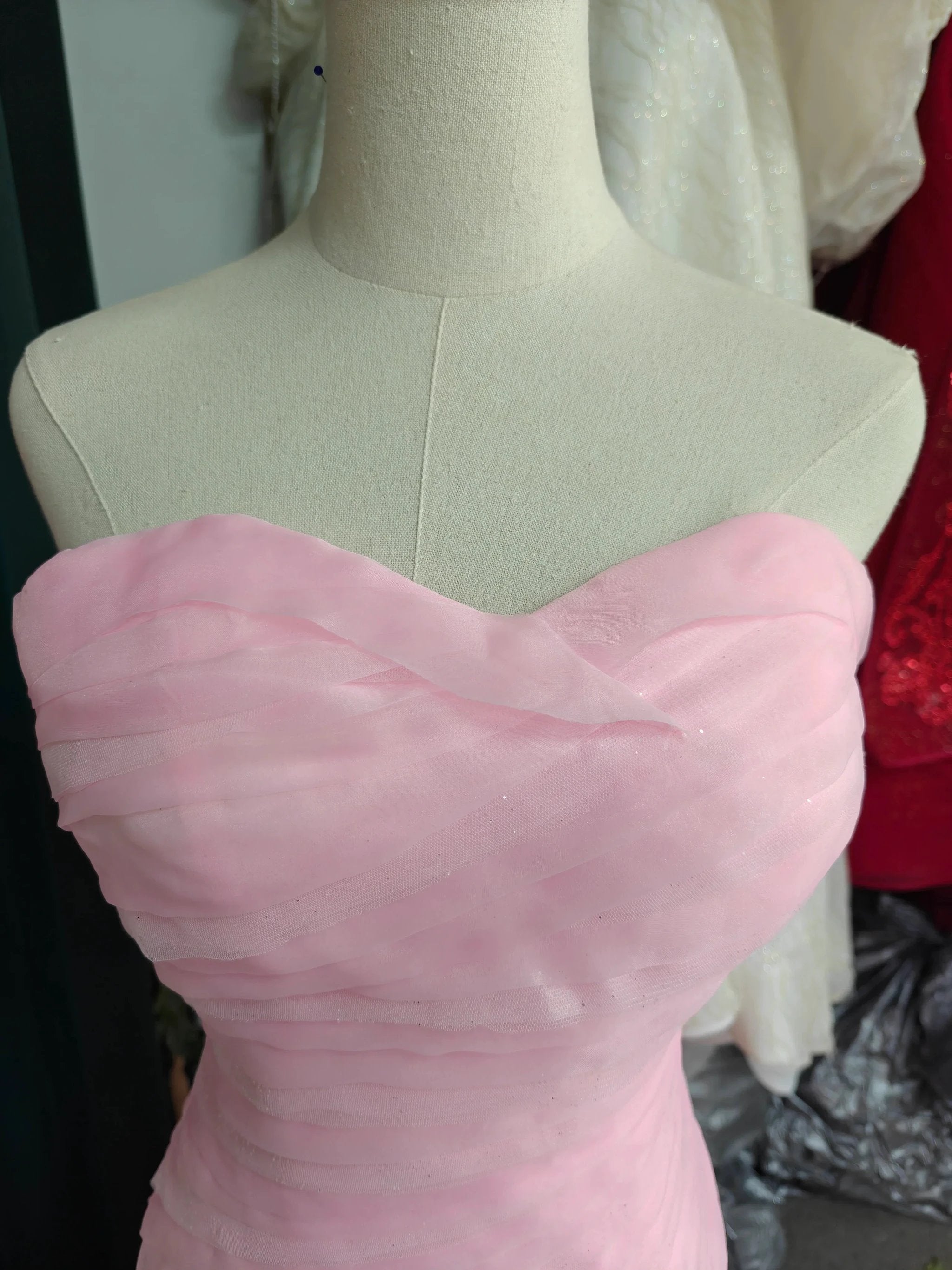 Romantic Blush Pink Strapless Mermaid Wedding Dress with Ruched Bodice & 3D Rose Tulle Skirt Ye-2033