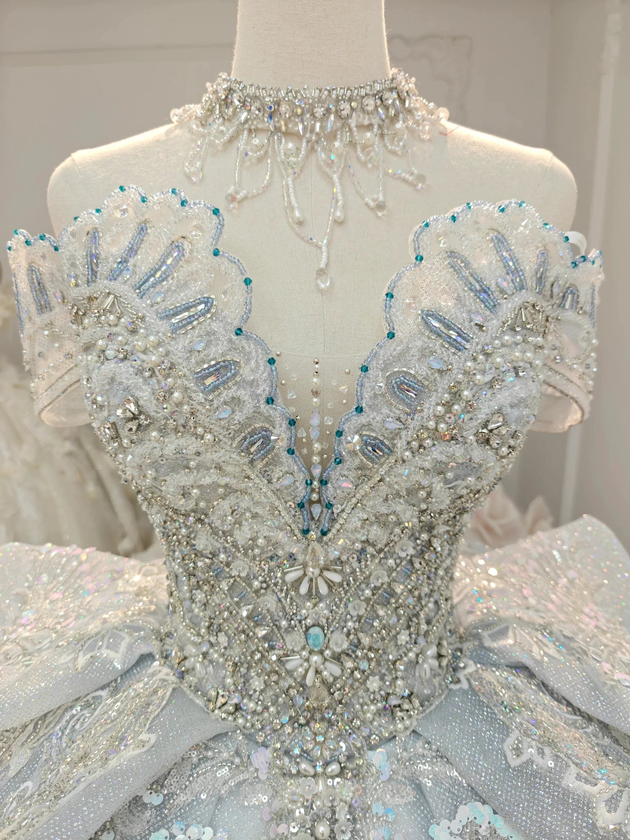 Gorgeous Silver Sequin Off-the-Shoulder Ball Gown Wedding Dress with Crystal Embroidery & Giant Bow Train Ye-2020