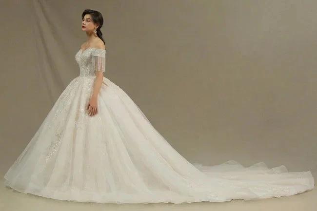 Elegant A-line wedding dresses | Wedding dresses with sleeves
