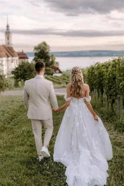 Elegant Long Off-the-Shoulder Tulle Floral Lace Wedding Dress