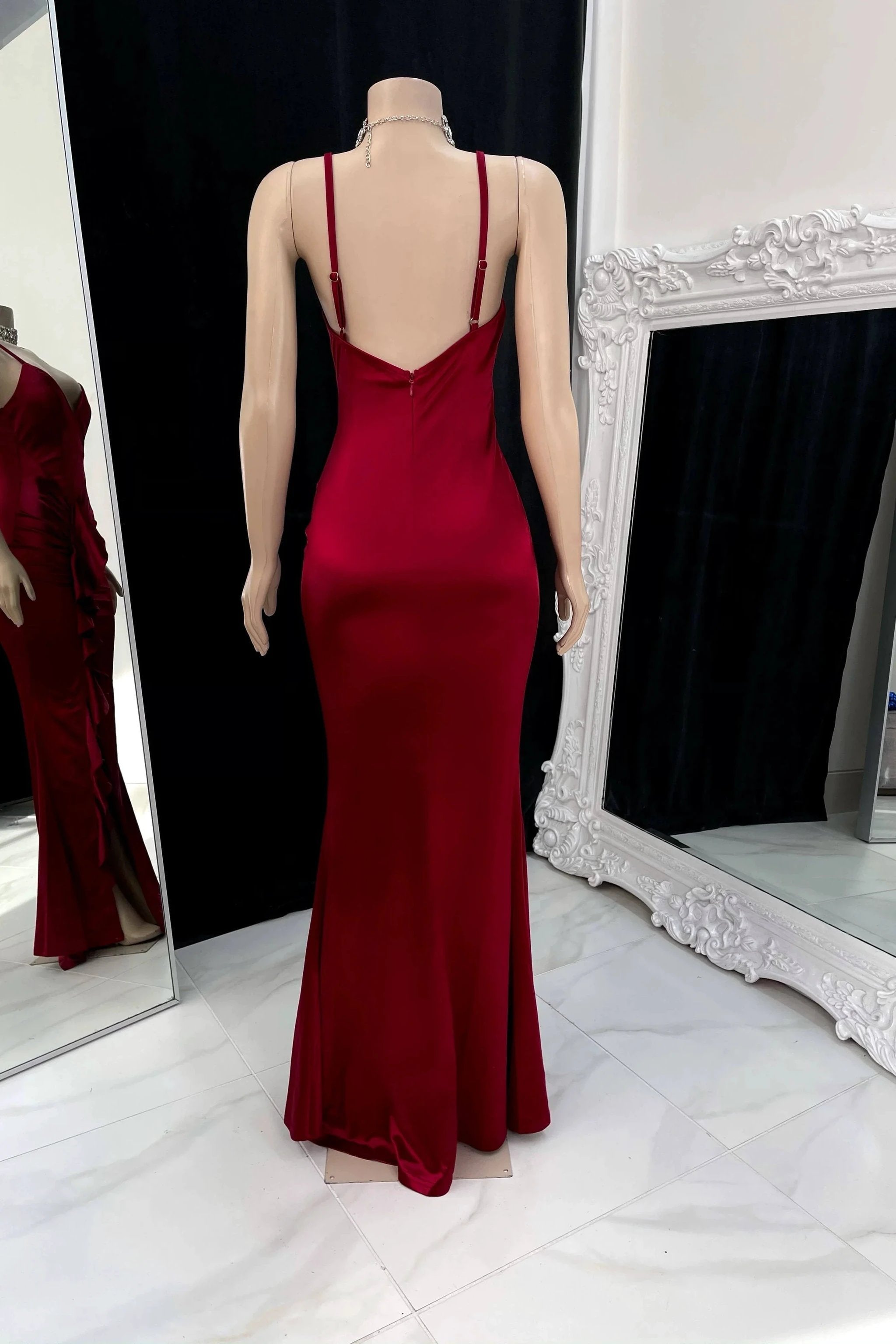 Elegant Long Spaghetti Strap V-neck Backless Mermaid Prom Dress