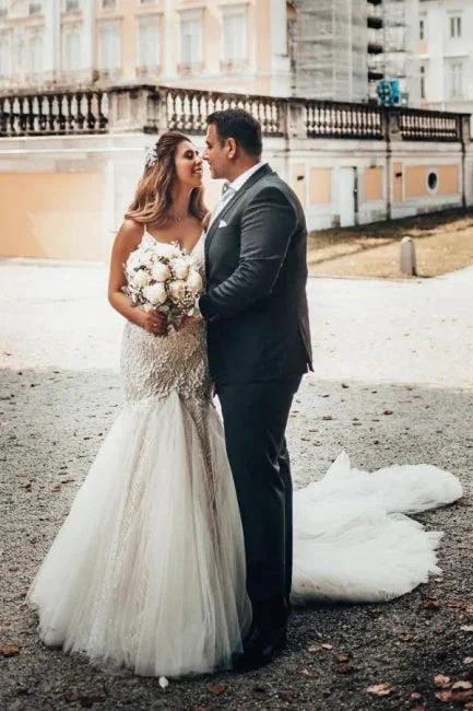 Elegant Mermaid Spaghetti Straps Backless Wedding Dresses With Lace