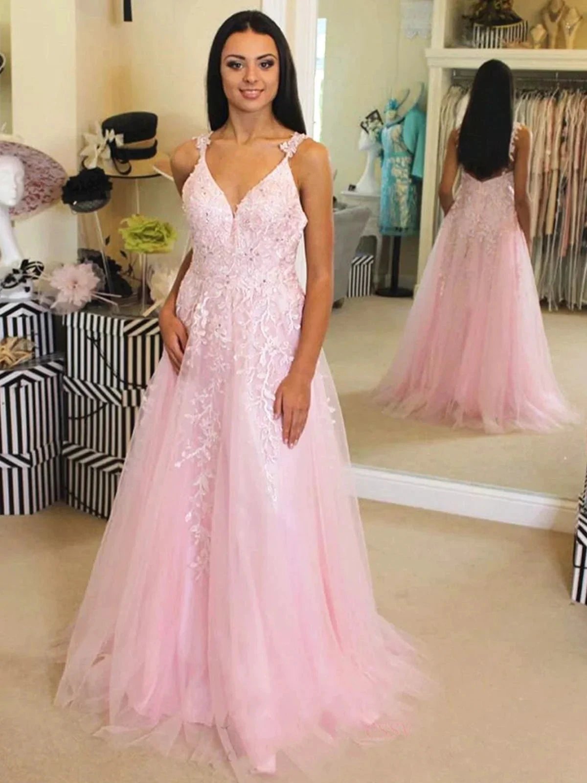 Elegant Pink Long A Line V Neck Tulle Lace Open Back Formal Graduation Prom Dresses