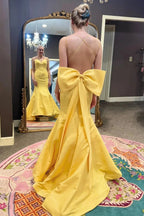 Evynn | Hot Pink V-Neck Bow-Back Trumpet Long Gown