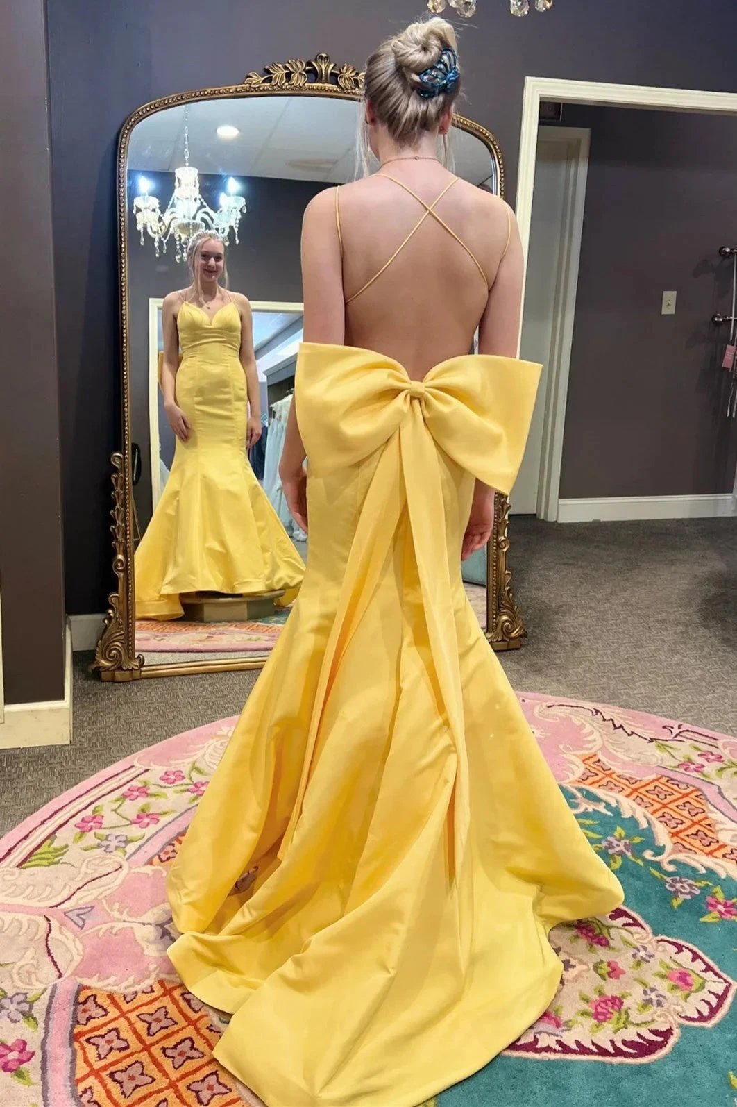 Evynn | Hot Pink V-Neck Bow-Back Trumpet Long Gown