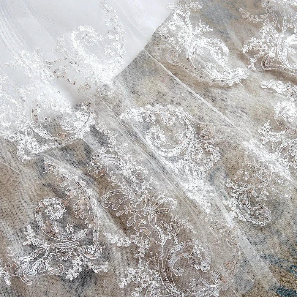 Exquisite Long A-line Appliques Lace Tulle Wedding Dress