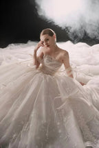 Romantic Strapless Ball Gown Tulle Ribbon Embellished Lace Wedding Dress with Voluminous Skirt H008