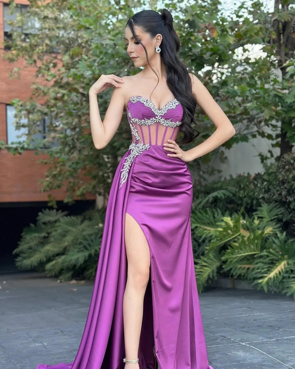 Fabulous Column Tulle Satin Sweetheart Sleeveless Prom Dresses With Ruffles Split