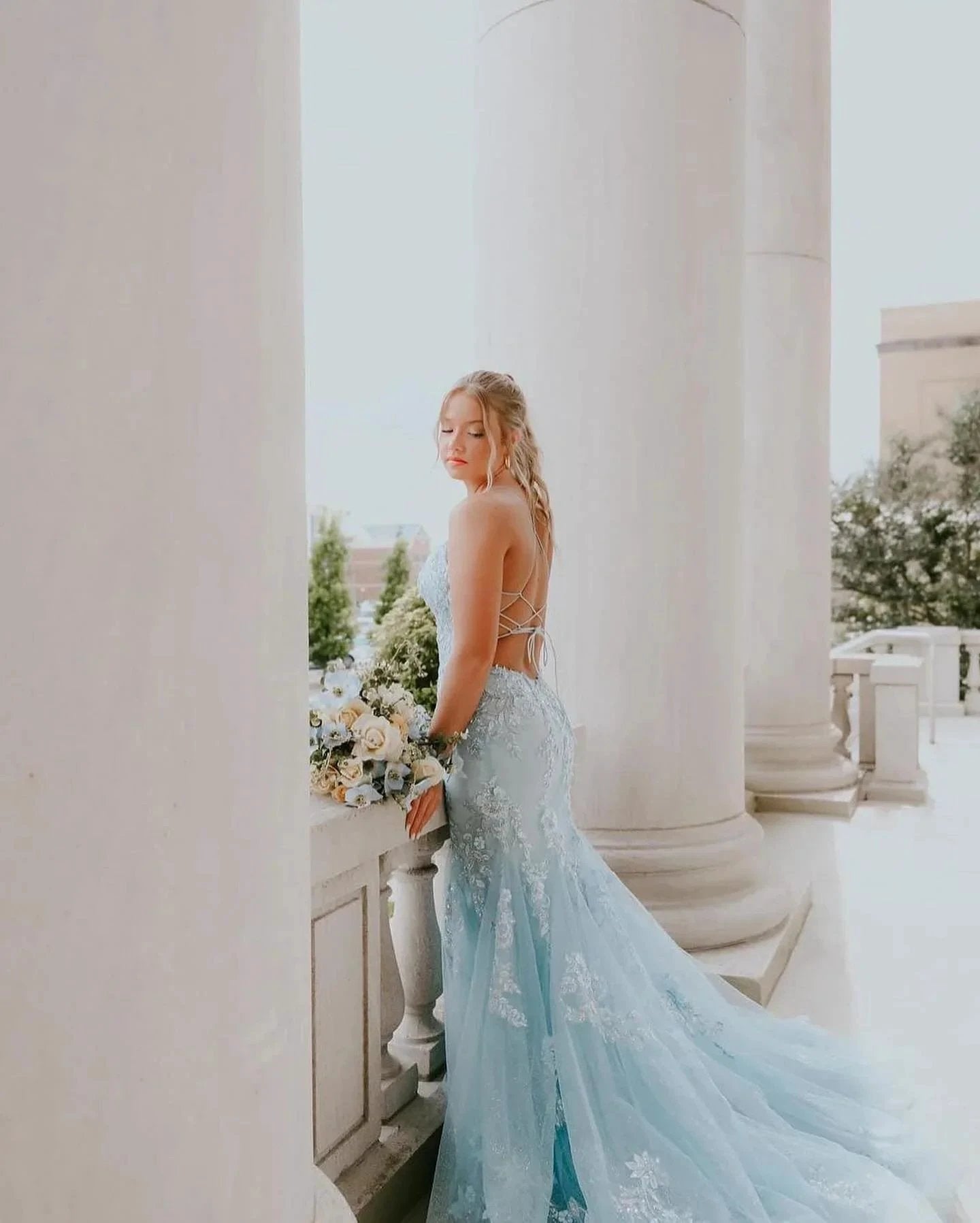 Fabulous Column Tulle Spaghetti Straps Sleeveless Long Prom Dress With Appliques