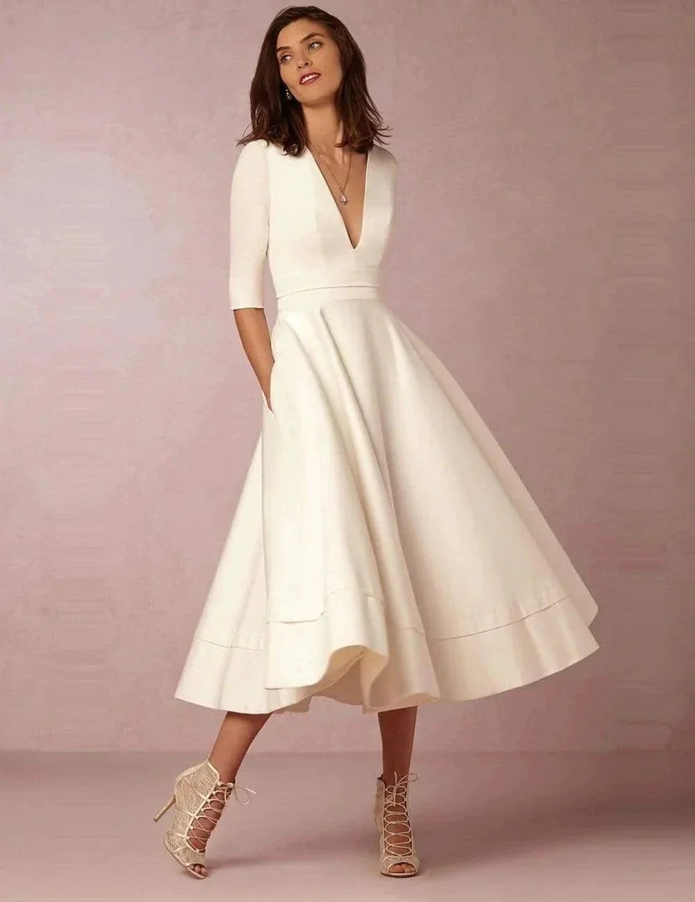 2025 Wedding Dress Half Sleeves Vintage Bridal Gown