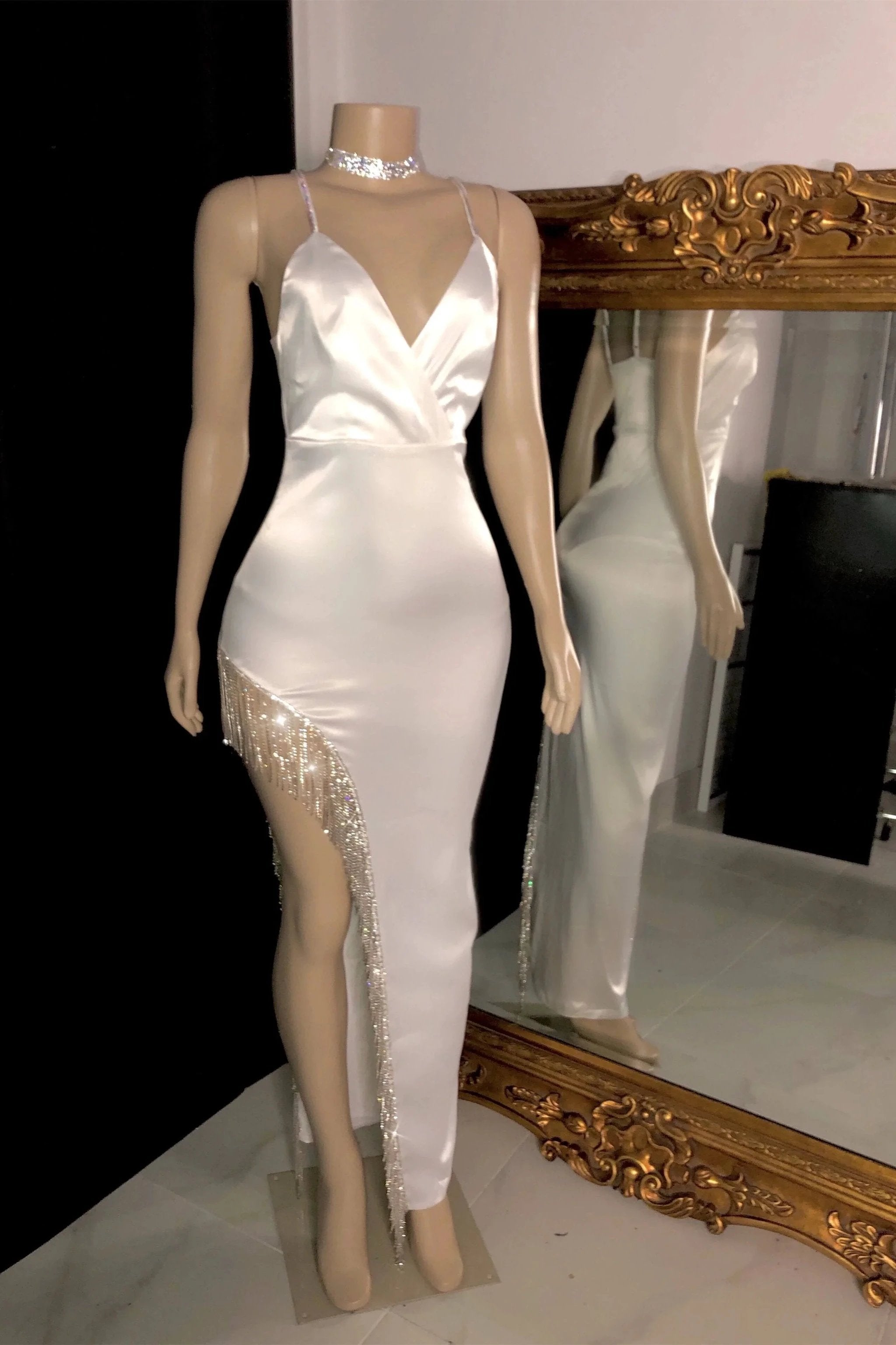 Glamorous V-neck Spaghetti Strap Sleeveless Mermaid Prom Dress