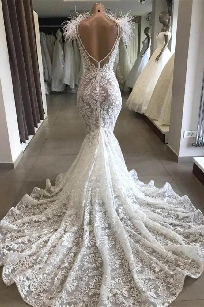 Gorgeous Hollow Sweetheart Lace Long Wedding Dress with Fur Neckline