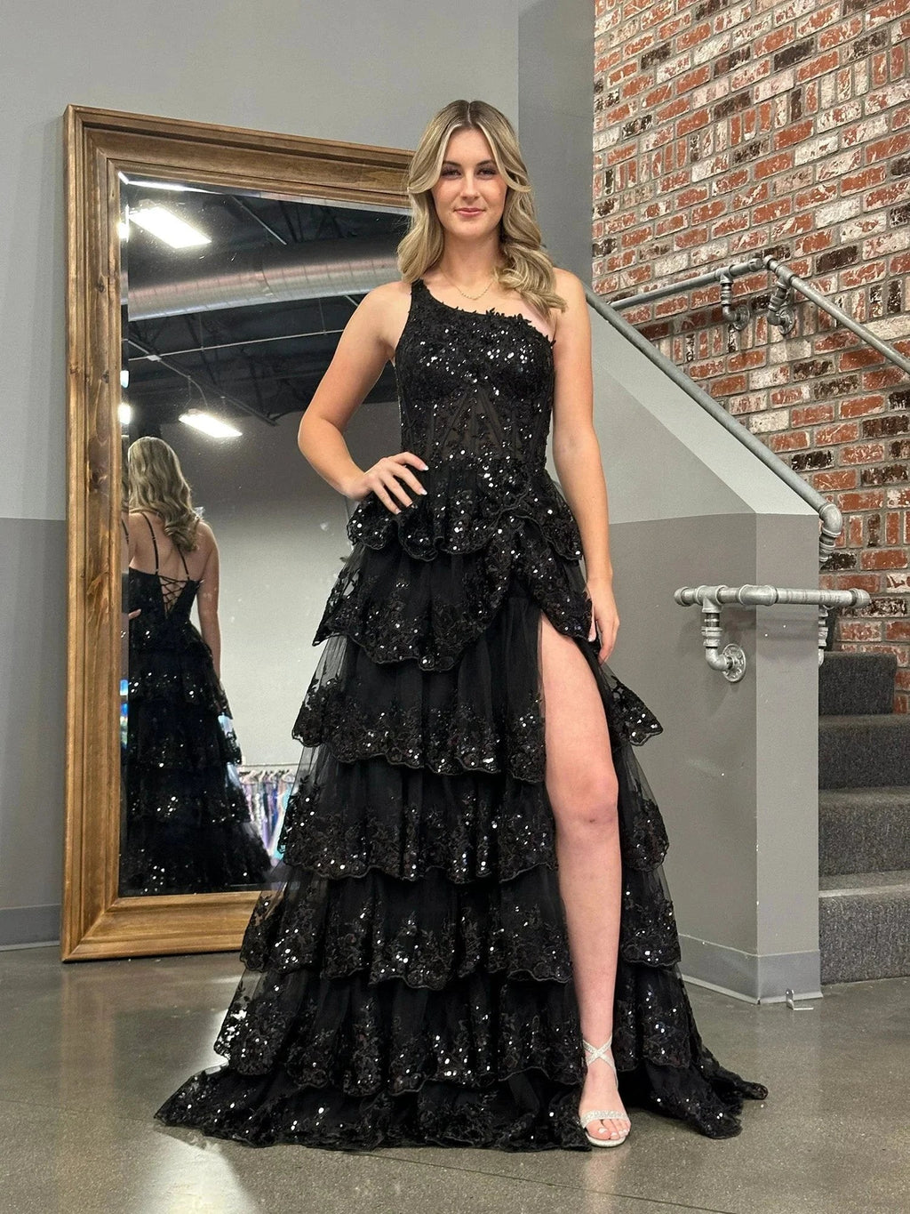 Livia |Sheath One Shoulder Tiered Lace Long Prom Dress