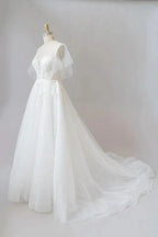 Long A-line Appliques Lace Tulle Wedding Dress with Sleeves