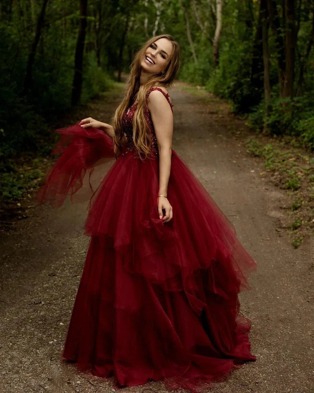 Long A-line V-neck Appliques Lace Backless Tulle Prom Dress