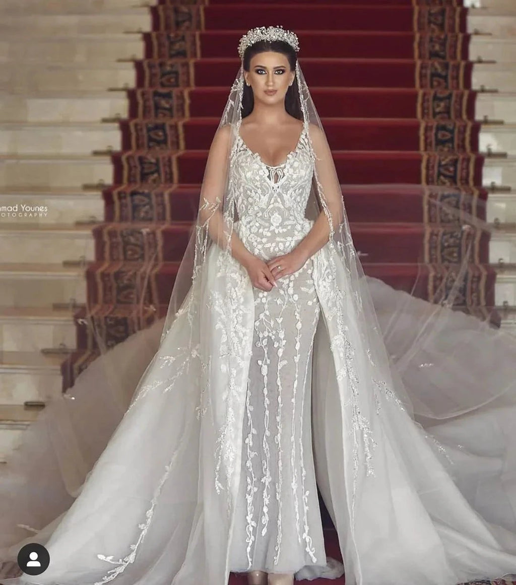Long Mermaid V-neck Tulle Lace Wedding Dress with Detachable Train