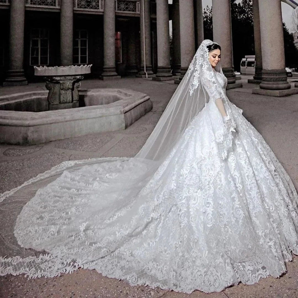 Long Princess Tulle Beads Appliques Lace Wedding Dress with Sleeves