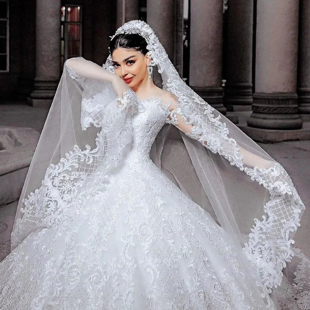 Long Princess Tulle Beads Appliques Lace Wedding Dress with Sleeves