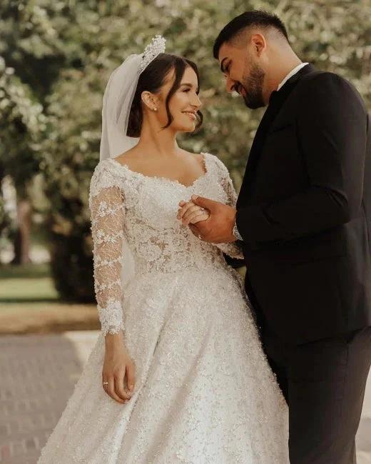 Luxury lace wedding dresses | A line wedding dresses with sleeves