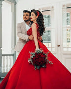 Luxury Long Princess Satin V-neck Wedding Dresses with Lace