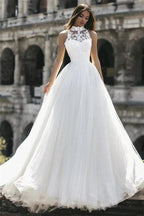 New Arrival High Neck Sleeveless Appliques Wedding Dress
