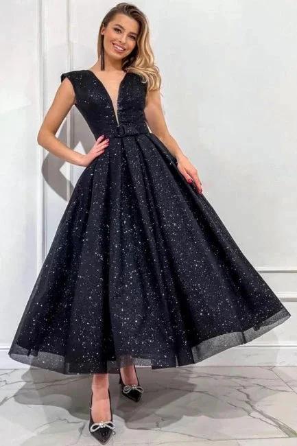 Obsessing Long Black A-line V-neck Sleeveless Sequined Prom Dress