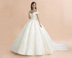 Off Shoulder Floor Length Bridal Gowns Lace Appliques Chapel Train Wedding Dress