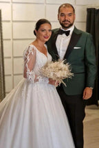 Princess Long V-neck A-line Lace Wedding Dresses With Long Sleeves