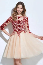 Scoop 3/4 Length Sleeves Appliques Sequins Knee-Length Cocktail Dress PG118
