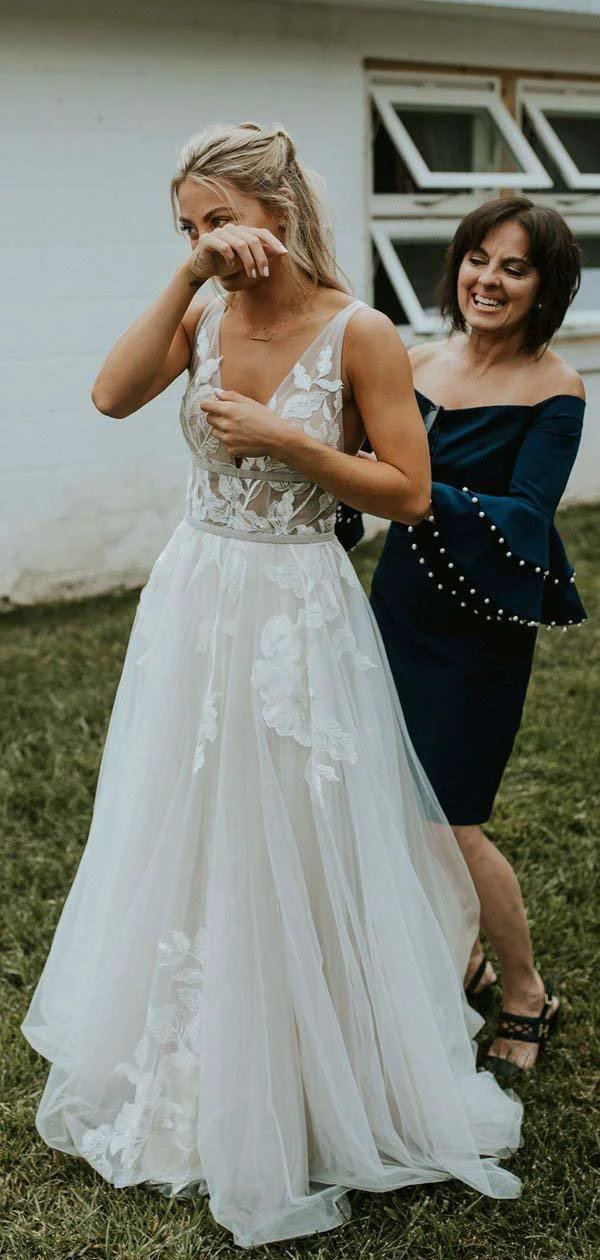 See Through Lace Ivory Tulle V-neck V-back Beach Wedding Dresses WD419