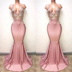 Sexy Lace-Appliques Sleeveless Mermaid Spaghettis-Strap Evening Gowns