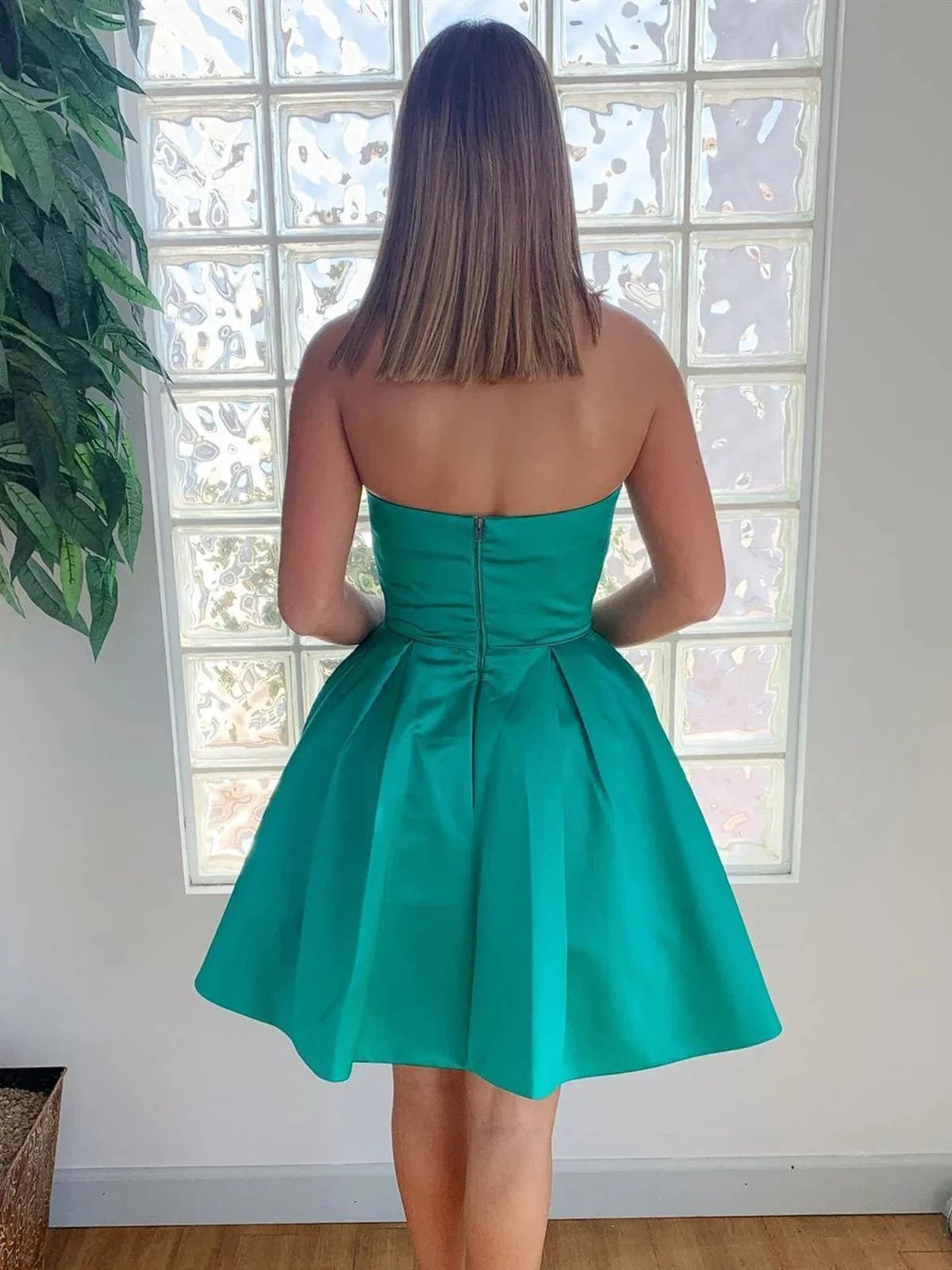 Short A-line Strapless Satin Formal Prom Homecoming Dresses with Pockets