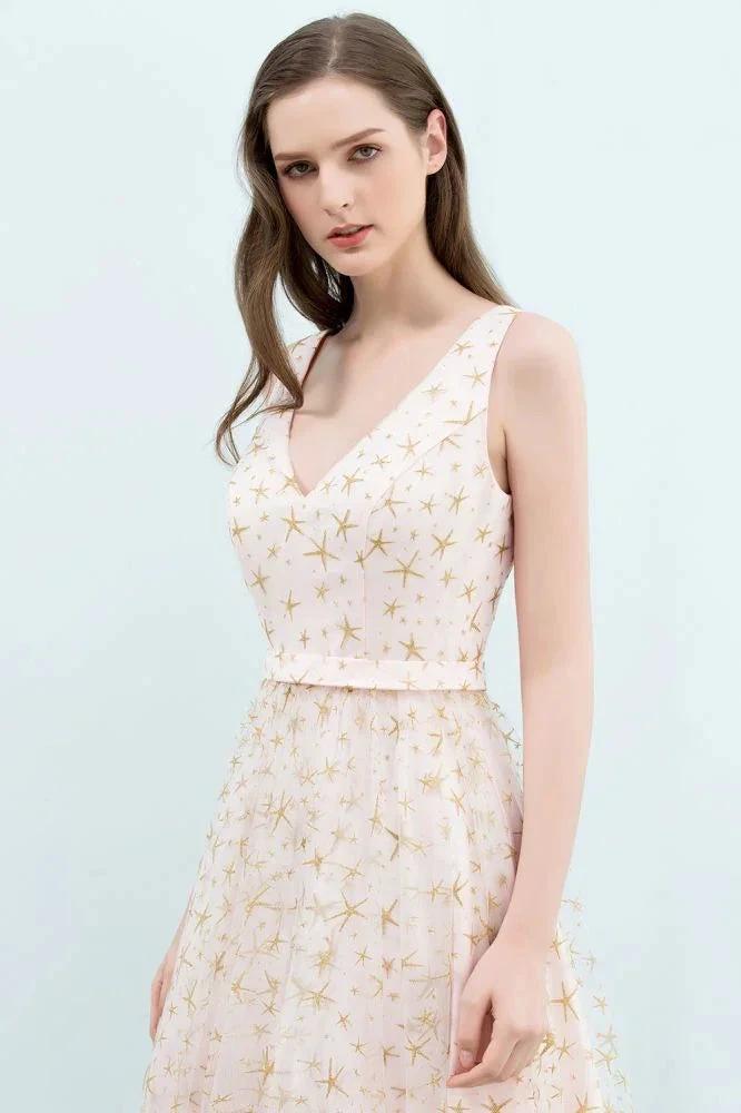 Sleeveless Long A-line V-neck Appliqued Tulle Prom Dresses