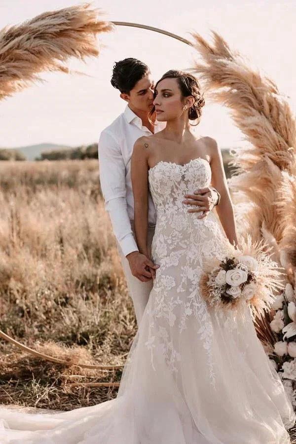 Stylish white Sweeteart Tulle Lace Wedding Dress