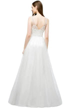 V-neck Sleeveless A-line Floor Length Lace Tulle Prom Dresses