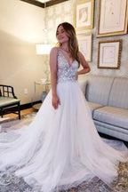 Vintage A-Line V-neck Tulle Open Back Wedding Dress